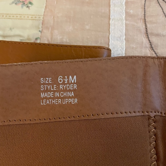 🧡 Two Lips Knee High Boots with 4 inch Heel - Picture 9 of 13